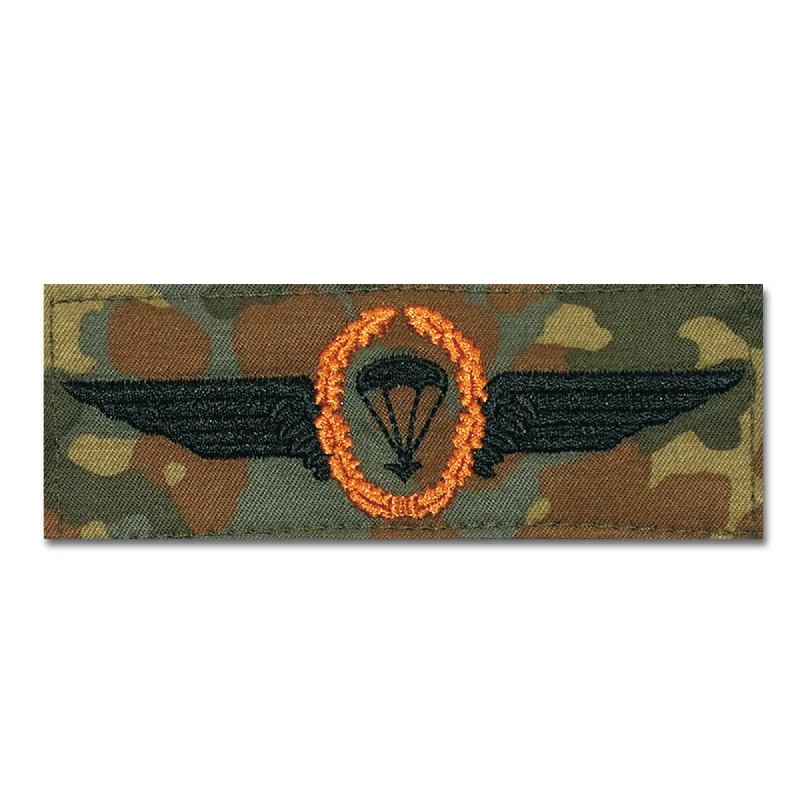 German Airborne branch insignia bronce